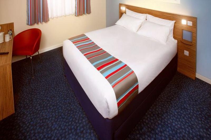 Premier Inn Dumfries Bagian luar foto